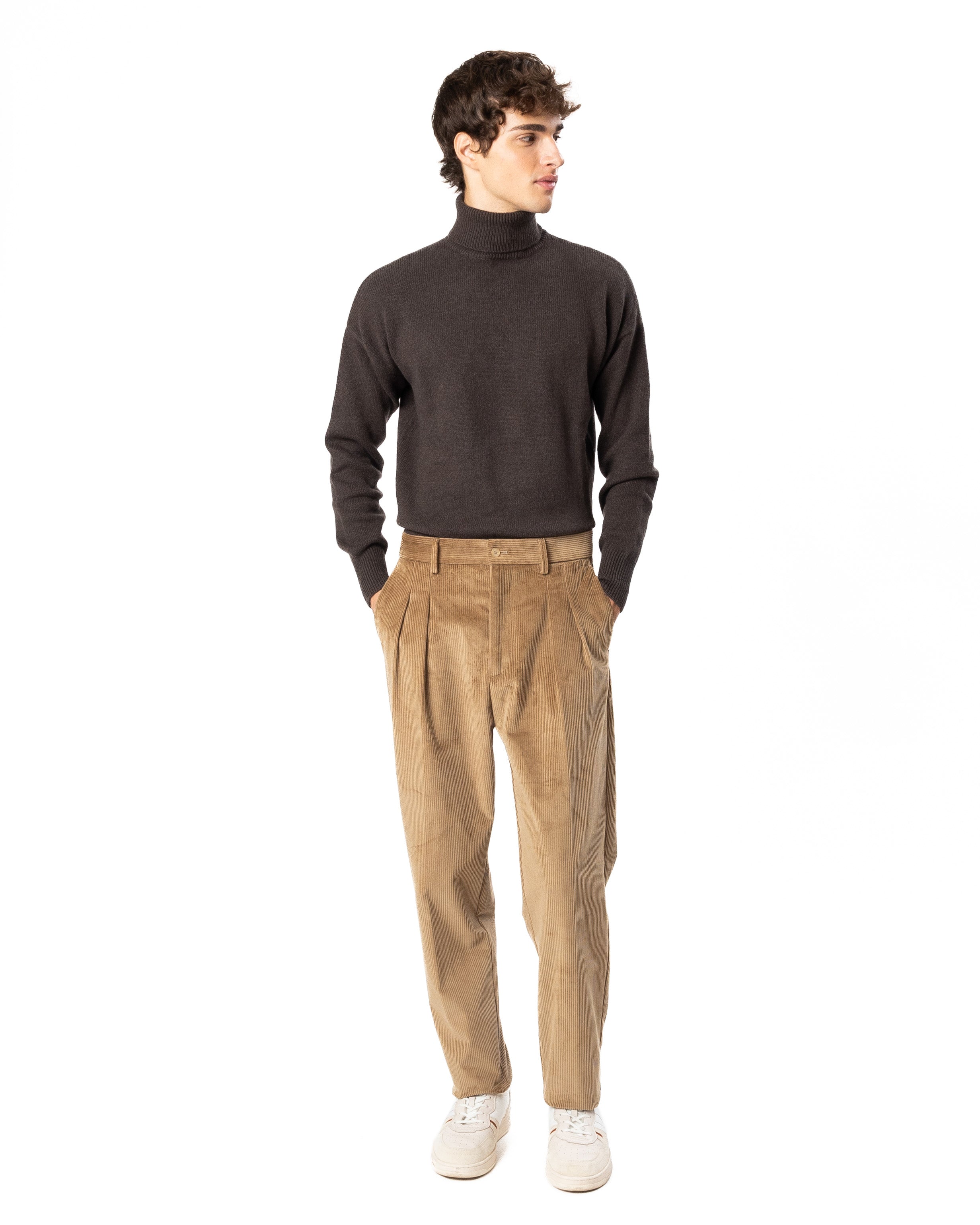 THE CORDUROY TROUSERS - Marco Coppola
