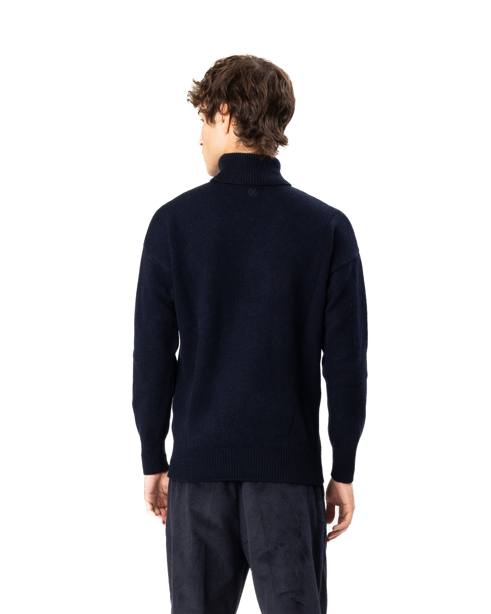 THE TURTLENECK SWEATER - Marco Coppola