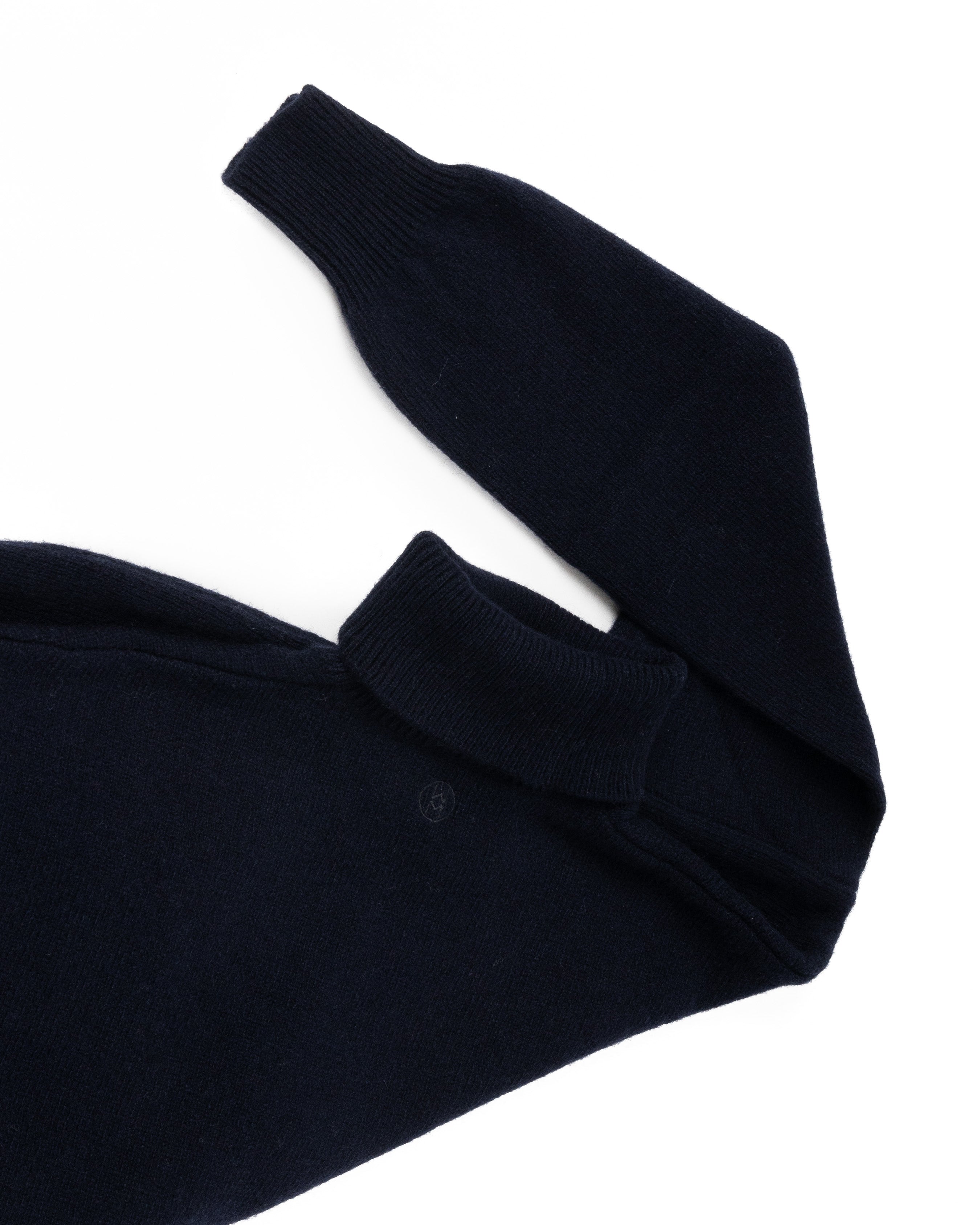 THE TURTLENECK SWEATER - Marco Coppola