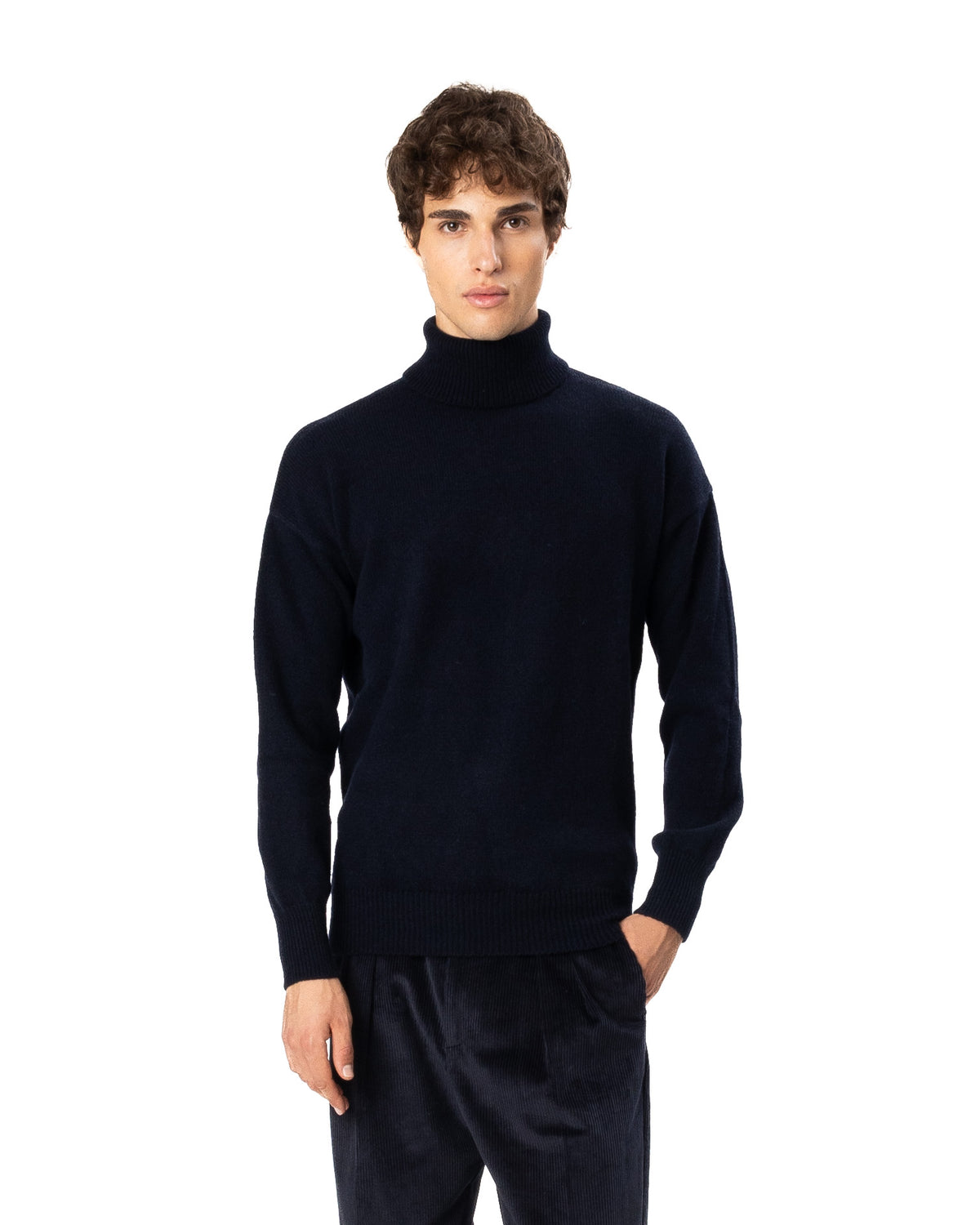 THE TURTLENECK SWEATER  - Marco Coppola