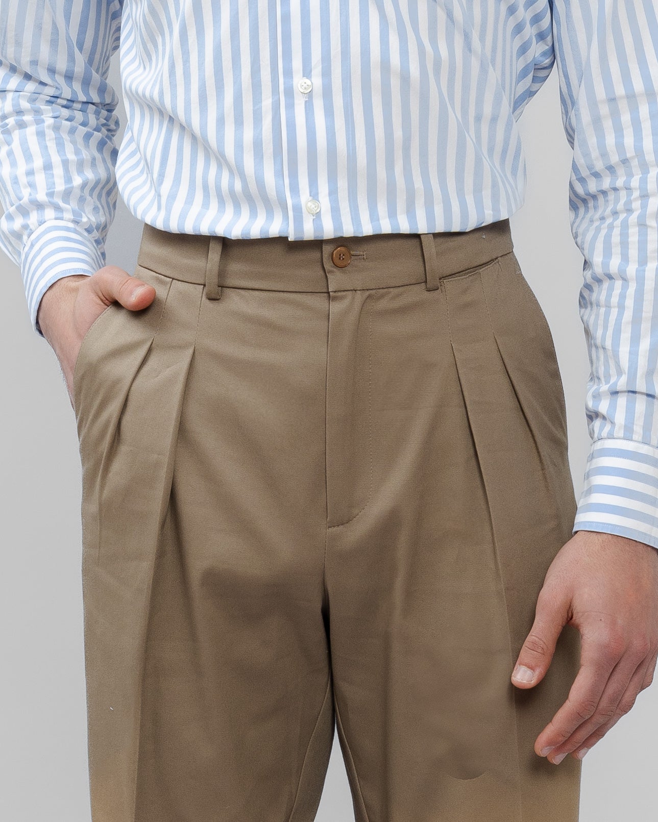 THE CLASSY TROUSERS