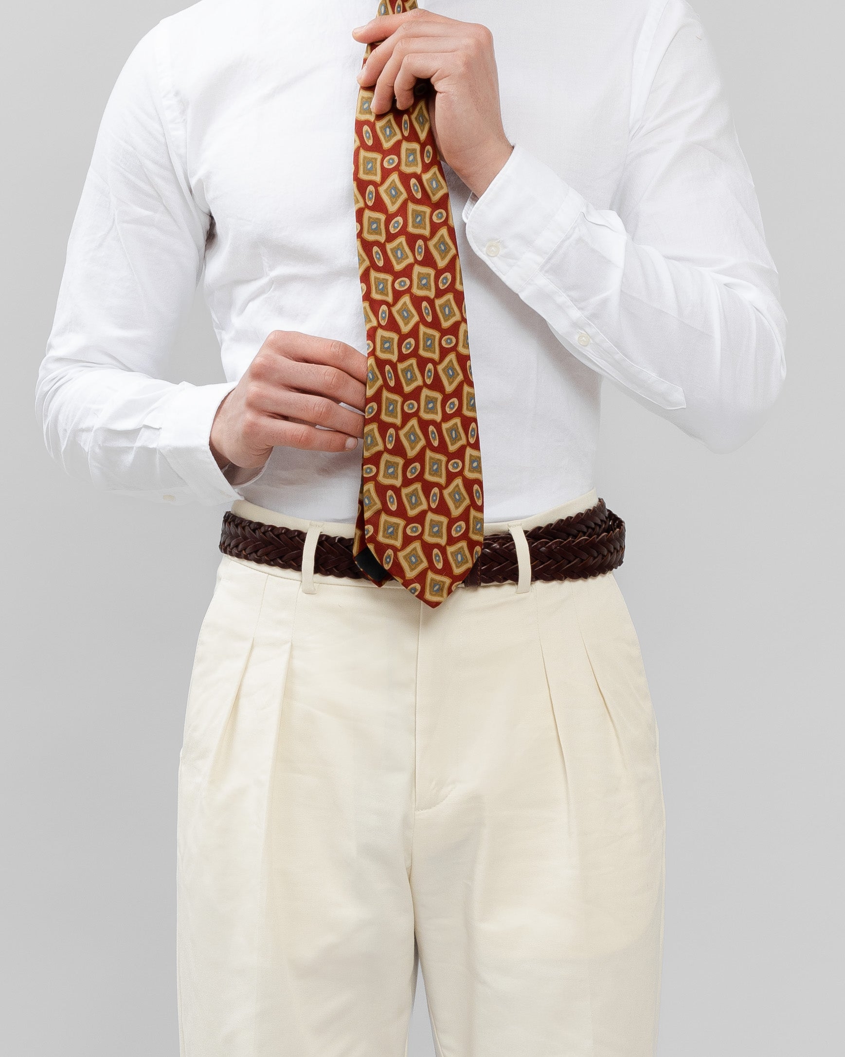 THE CLASSY TROUSERS