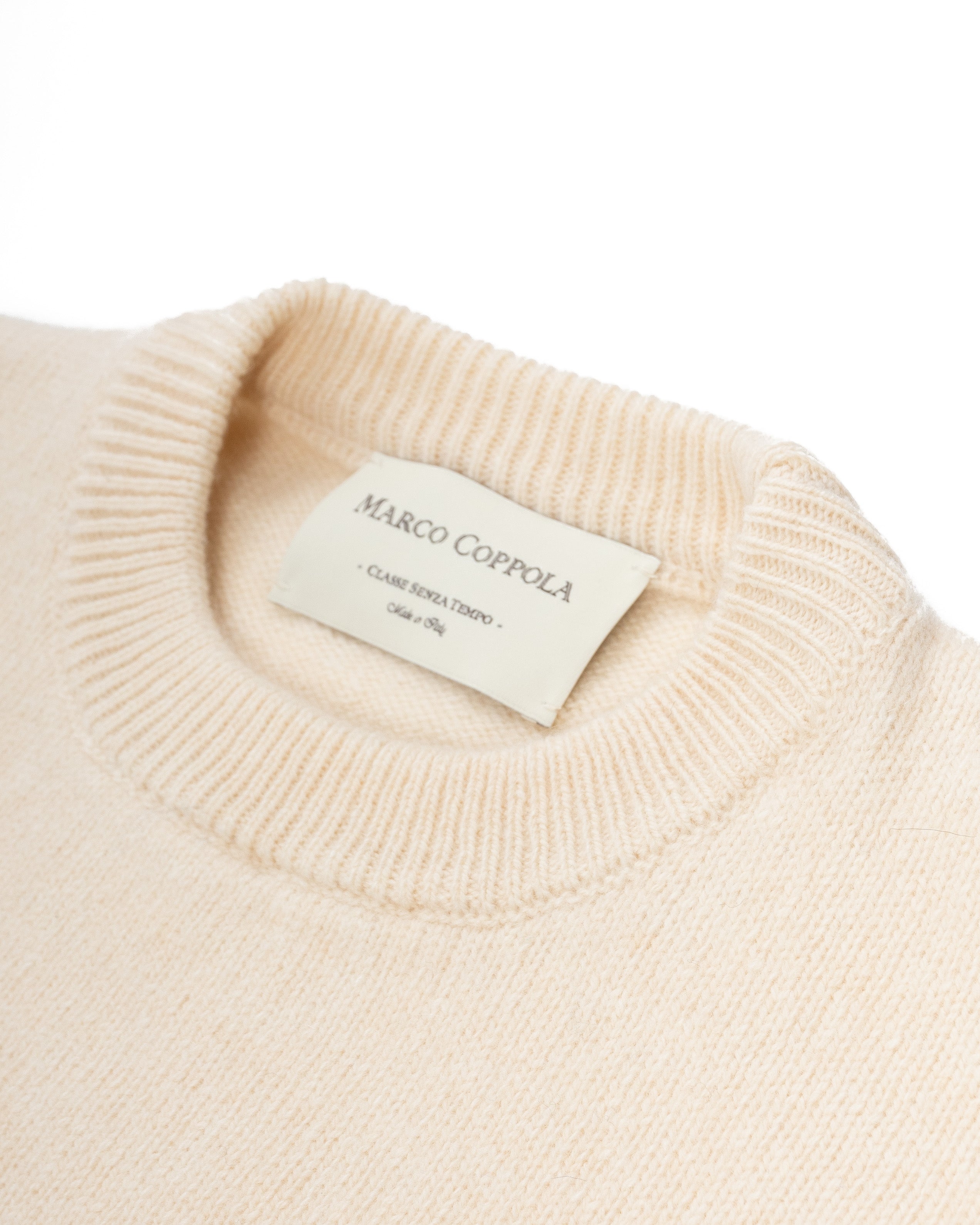 THE CREW-NECK SWEATER  - Marco Coppola